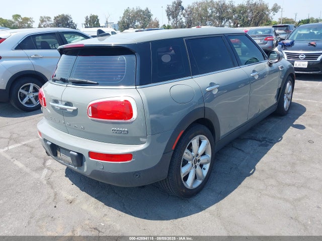 Mini Clubman Cooper 2017 WMWLN5C39H2E33849 Image 4