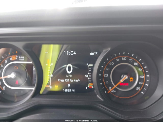 1C4PJXFN7SW528593 Jeep 2025