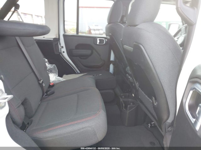 1C4PJXFN7SW528593 Jeep 2025