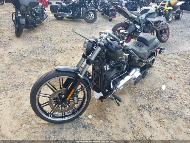 2018 HARLEY-DAVIDSON FXBR 1HD1YEJ11JC027644 Photo 1