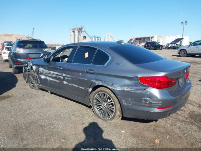 2019 BMW 530E WBAJB1C52KB471728 Photo 2