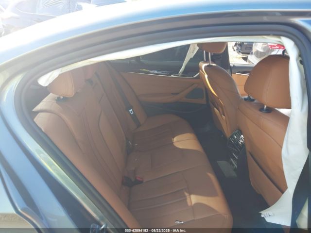 2019 BMW 530E WBAJB1C52KB471728 Photo 7