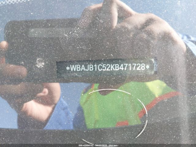 2019 BMW 530E WBAJB1C52KB471728 Photo 8