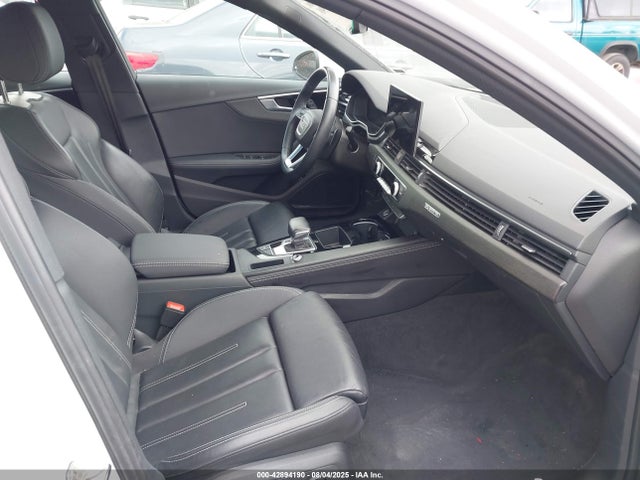 2024 AUDI A4 WAUEAAF43RN006794 Photo 4