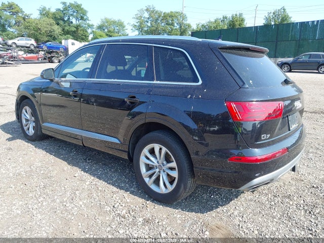 2017 AUDI Q7 WA1LAAF72HD039191 Photo 2