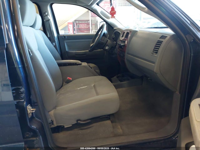 2005 Dodge Dakota Slt მანქანა იყიდება აუქციონზე, vin: 1D7HW48N15S288721, აუქციონის ნომერი: 42894269