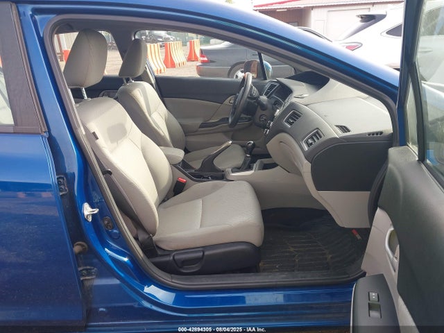 Продажа на аукционе авто 2015 Honda Civic Lx, vin: 19XFB2E51FE041838, номер лота: 42894305