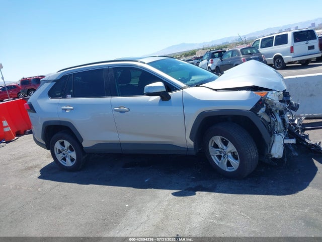 Toyota a25a-fks 2021 2T3W1RFV5MC097133 Image 12