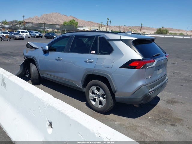Toyota a25a-fks 2021 2T3W1RFV5MC097133 Image 3