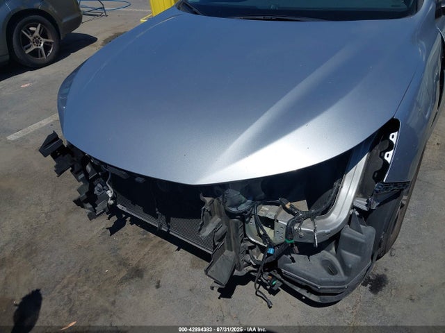 1HGCR2F38HA206433 Honda k24w1