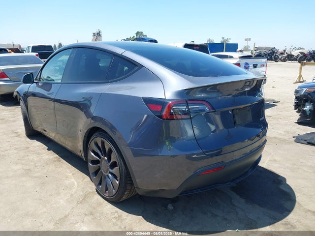 2022 TESLA MODEL Y 7SAYGDEF3NF532101 Photo 2