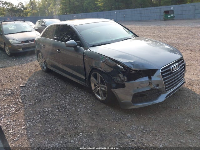 2016 AUDI A3 WAUA7GFF4G1028714 Photo 0