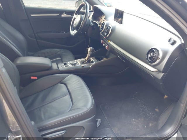 2016 AUDI A3 WAUA7GFF4G1028714 Photo 4