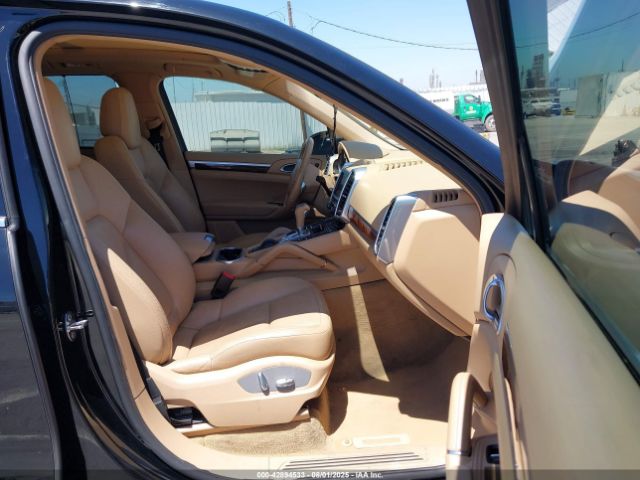 2011 PORSCHE CAYENNE WP1AA2A24BLA04999 Photo 4