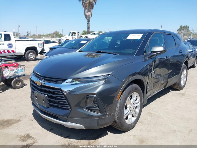 Chevrolet lgx 2020 3GNKBCRS2LS579974 Image 2