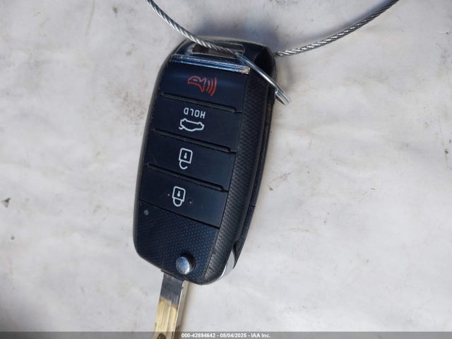 5XXGT4L37JG230900 KIA gdi