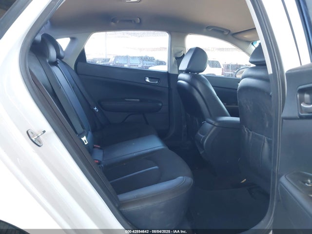 5XXGT4L37JG230900 KIA gdi