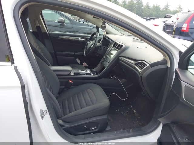 Ford 2019 2019 3FA6P0LU4KR109090 Image 5
