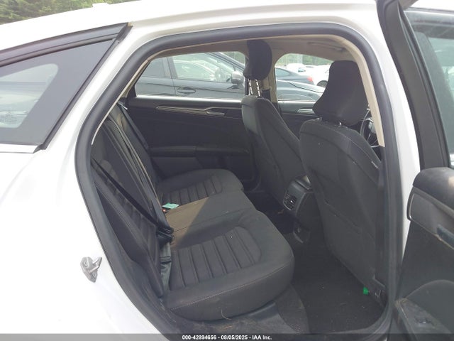 Ford 2019 2019 3FA6P0LU4KR109090 Image 8