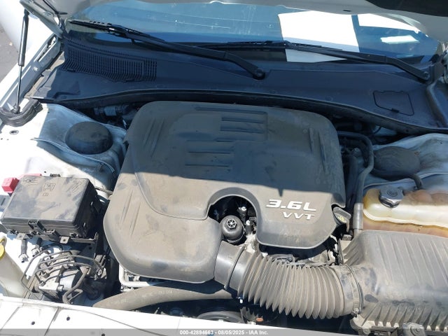 2C3CCABG6KH561472 Chrysler 300
