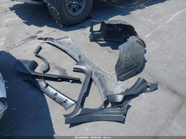 2C3CCABG6KH561472 Chrysler 300