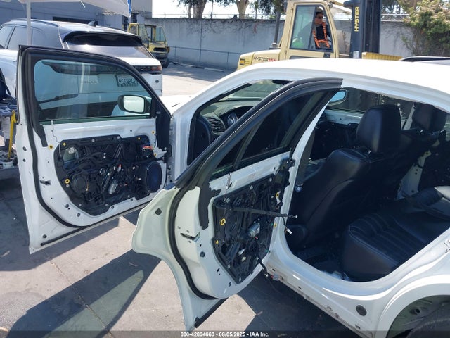 2C3CCABG6KH561472 Chrysler 300