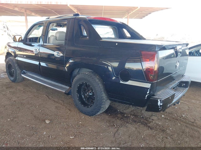 2003 CADILLAC ESCALADE EXT 3GYEK63NX3G242735 Photo 2