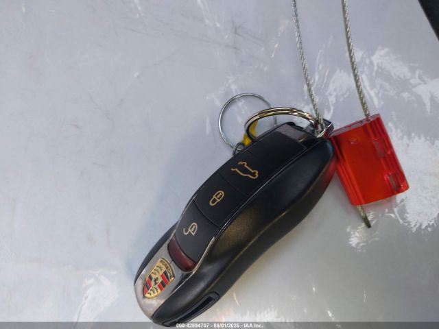 2017 PORSCHE MACAN WP1AB2A52HLB10111 Photo 10