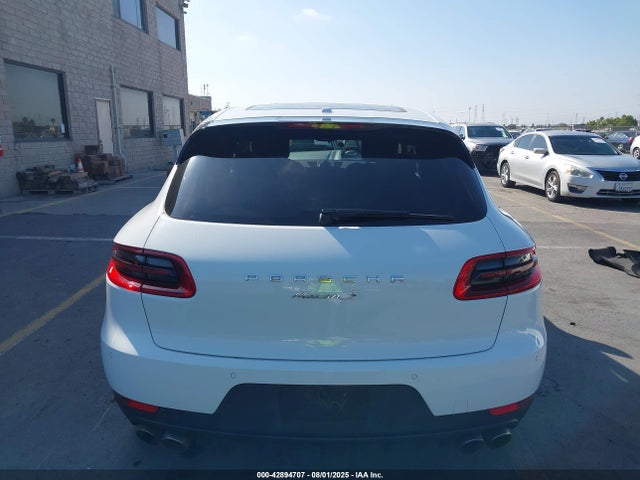 Porsche Macan 2017 WP1AB2A52HLB10111 Image 16