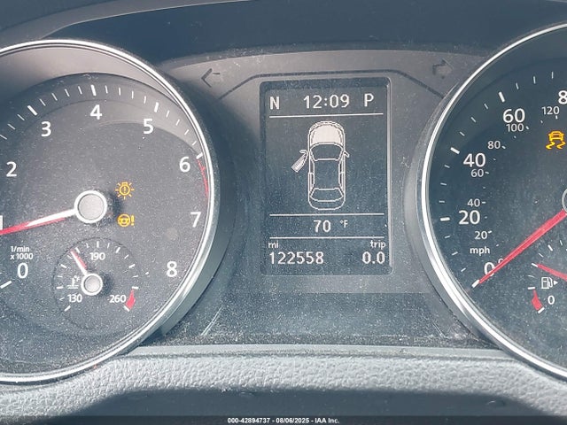 Volkswagen 2016 2016 1VWCT7A30GC027260 Image 15