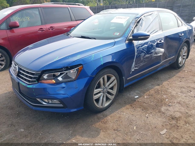 Volkswagen 2016 2016 1VWCT7A30GC027260 Image 6