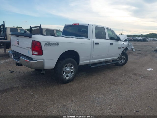 42894824 :رقم المزاد ، 3C6UR5CJ6HG727490 vin ، 2017 Ram 2500 Tradesman  4x4 6'4 Box مزاد بيع
