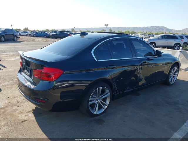 WBA8B9G53JNV00562 BMW 2018