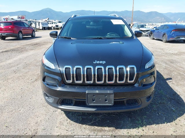 1C4PJMCSXGW296586 Jeep Cherokee