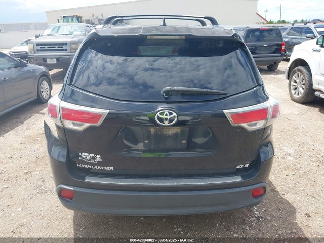 Toyota 2gr-fe 2015 5TDKKRFH2FS050649 Image 17