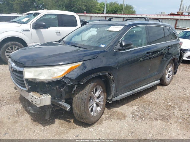 Toyota 2gr-fe 2015 5TDKKRFH2FS050649 Image 2