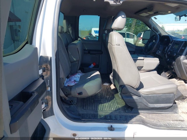 Ford 2019 2019 1FT7X2BT4KEF57481 Image 7