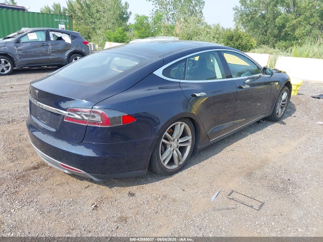 2013 TESLA MODEL S 5YJSA1CN0DFP04516 Photo 3