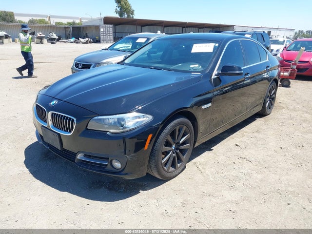 BMW 2016 2016 WBA5B1C58GG133651 Image 2