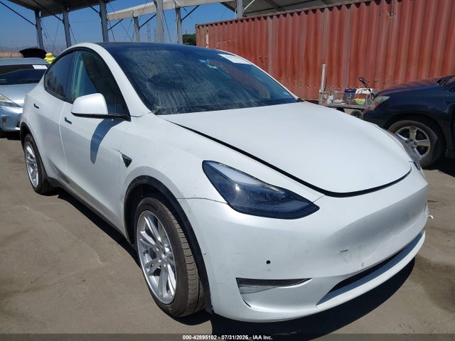 2022 TESLA MODEL Y 7SAYGDEE4NF315356 Photo 0