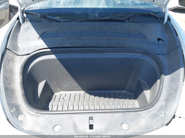 2022 TESLA MODEL Y 7SAYGDEE4NF315356 Photo 9