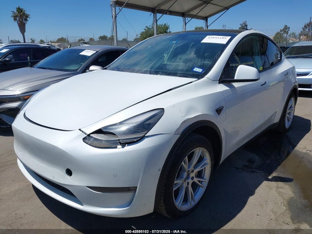 2022 TESLA MODEL Y 7SAYGDEE4NF315356 Photo 1