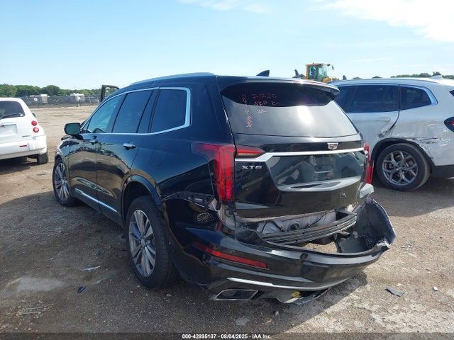 2021 CADILLAC XT6 1GYKPCRS5MZ117823 Photo 2