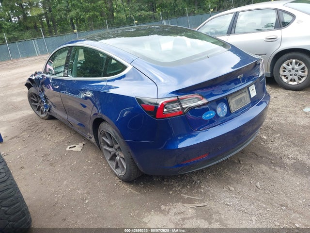 Tesla 2019 2019 5YJ3E1EA4KF337460 Image 3