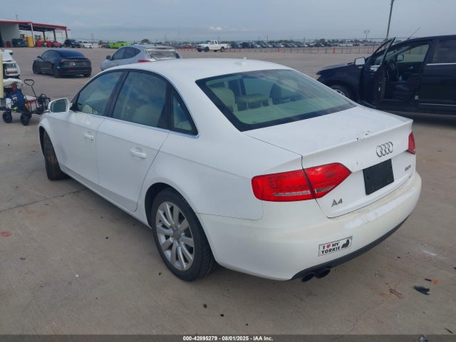 2012 AUDI A4 WAUAFAFLXCA116229 Photo 2