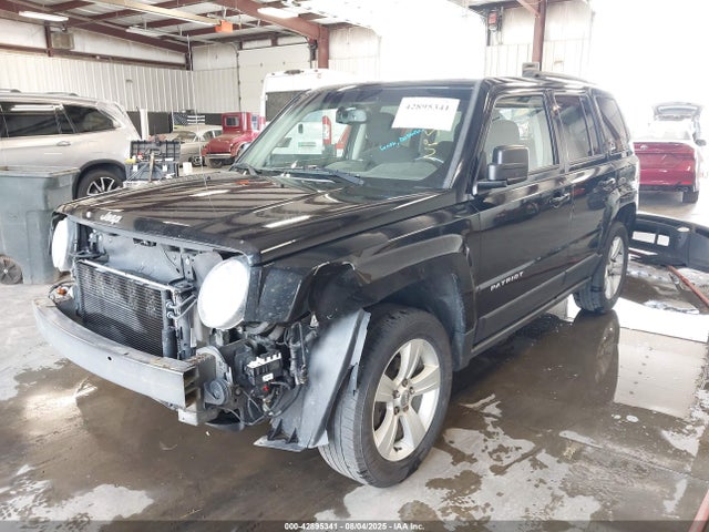 Jeep 2016 2016 1C4NJRFB5GD758645 Image 2