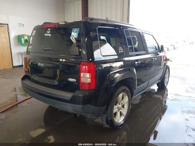 Jeep 2016 2016 1C4NJRFB5GD758645 Image 4