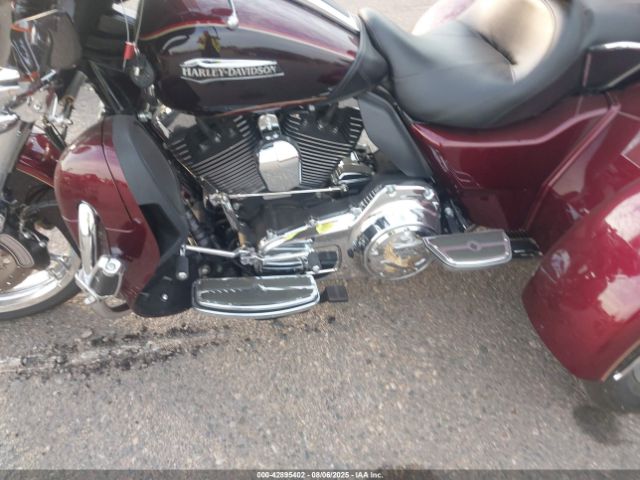 2014 HARLEY-DAVIDSON FLHTCUTG 1HD1MAL18EB856210 Photo 8