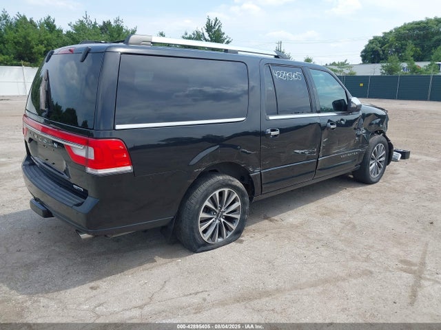 2015 LINCOLN NAVIGATOR L 5LMJJ3JT9FEJ03644 Photo 3