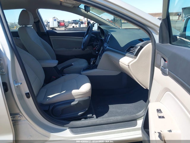 Hyundai Elantra 2017 5NPD84LF1HH088718 Image 5